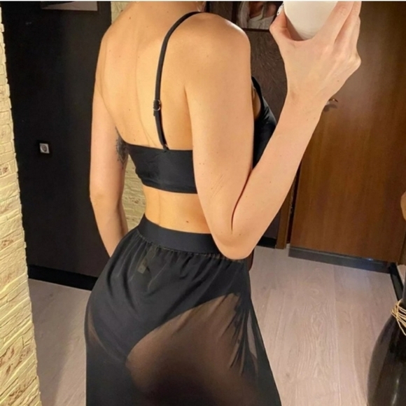 New Black Off Shoulder 3 Piece Bikini Set with Skirt Size Small - Picture 7 of 8